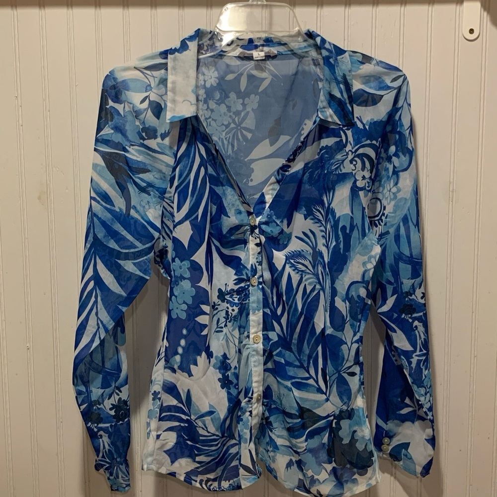 Tropical Blue Floral Women's Button-Down Shirt